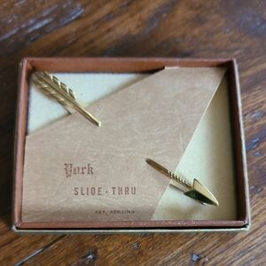 Gold Arrow Tie Clip Set